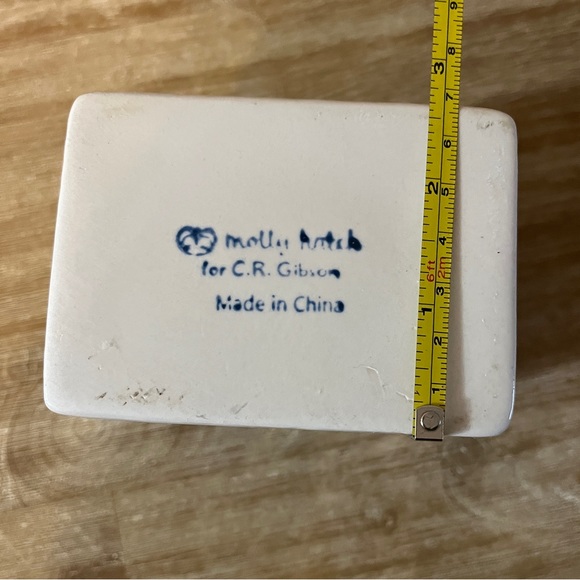 Molly Hatch for CR Gibson. Ceramic Vase with Floral Notecards. - Picture 6 of 8